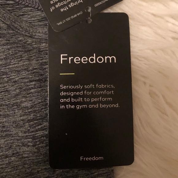 Champion Workout Tank Top - Picture 7 of 8